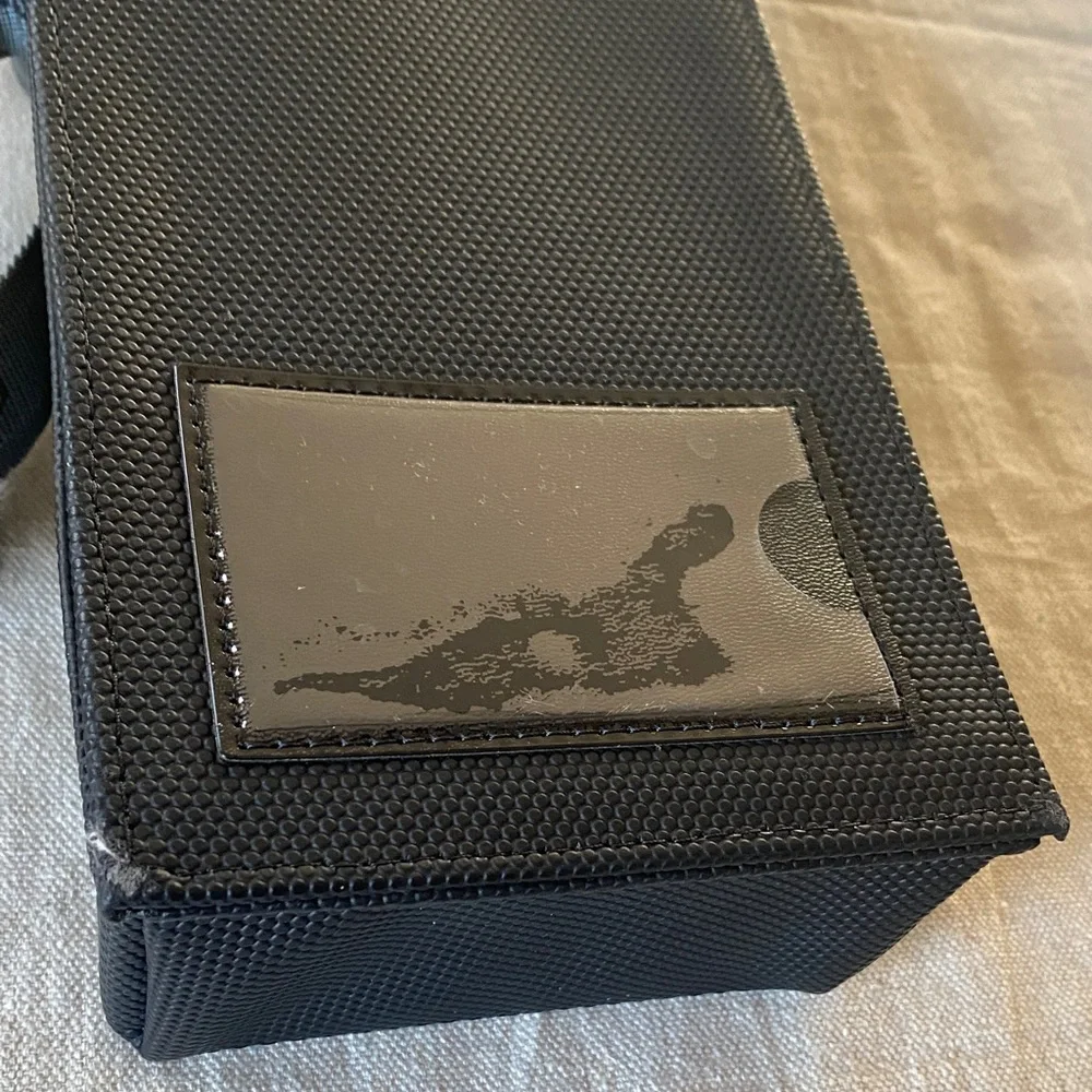 Benjamin Moore Paint Sample Carrying Case – Excellent Condition